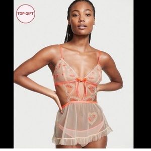 Victoria’s Secret - Sweetheart Open Back Babydoll in Heart Embroidery